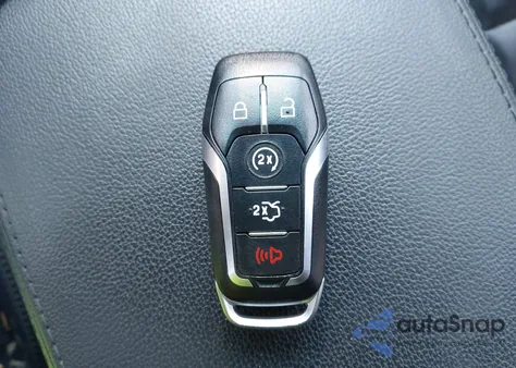 2016 Ford Explorer Limited z USA, uszkodzony, nr VIN 1FM5K8F85GGA61322